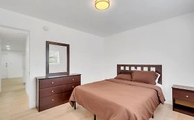 Brand New Tropicana Apartment #2